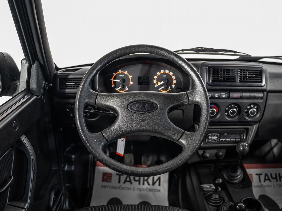 Lada (ВАЗ) 2121 (4x4) 2021 - фото автомобиля