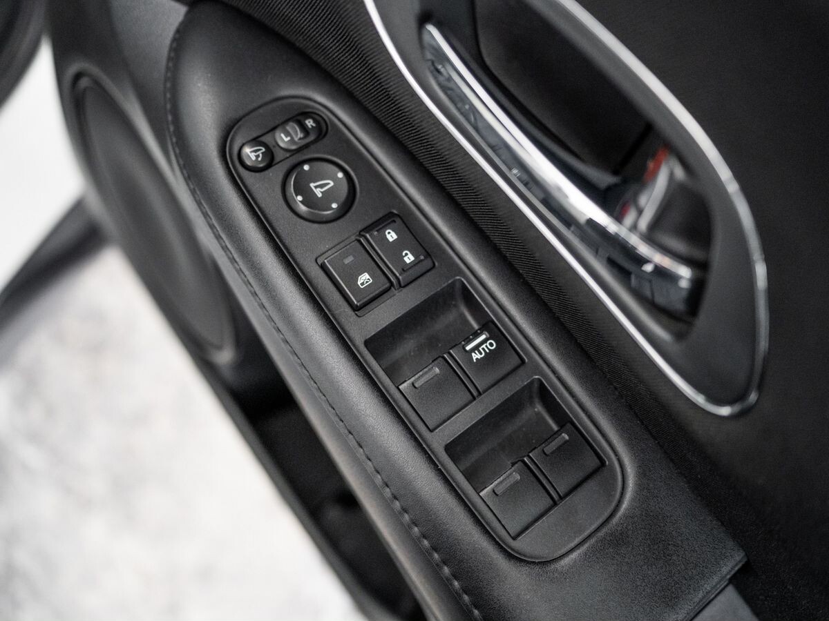 Honda Vezel 2014 - фото автомобиля