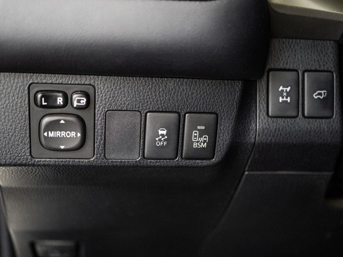 Toyota RAV4 2013 - фото автомобиля