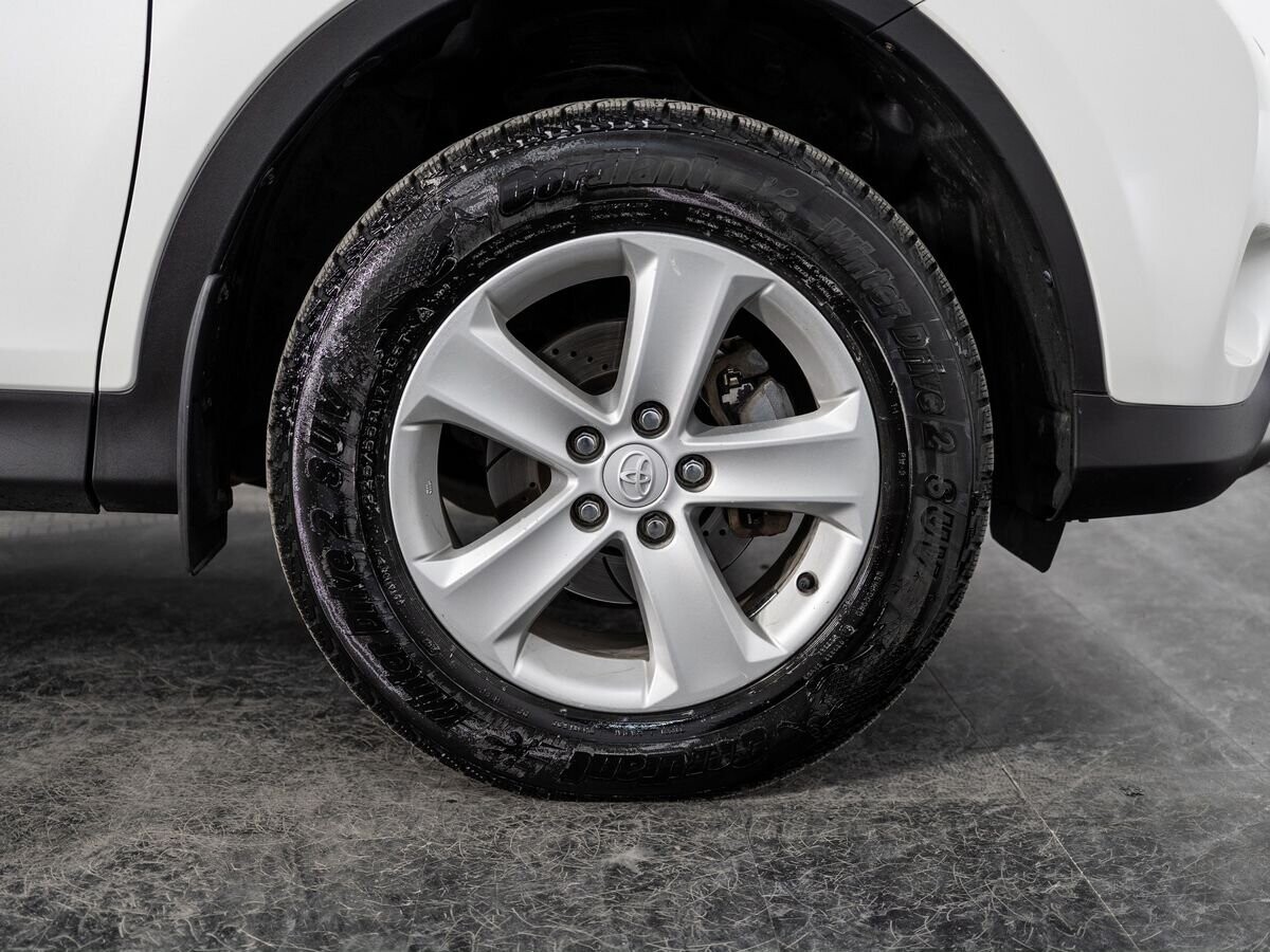 Toyota RAV4 2013 - фото автомобиля