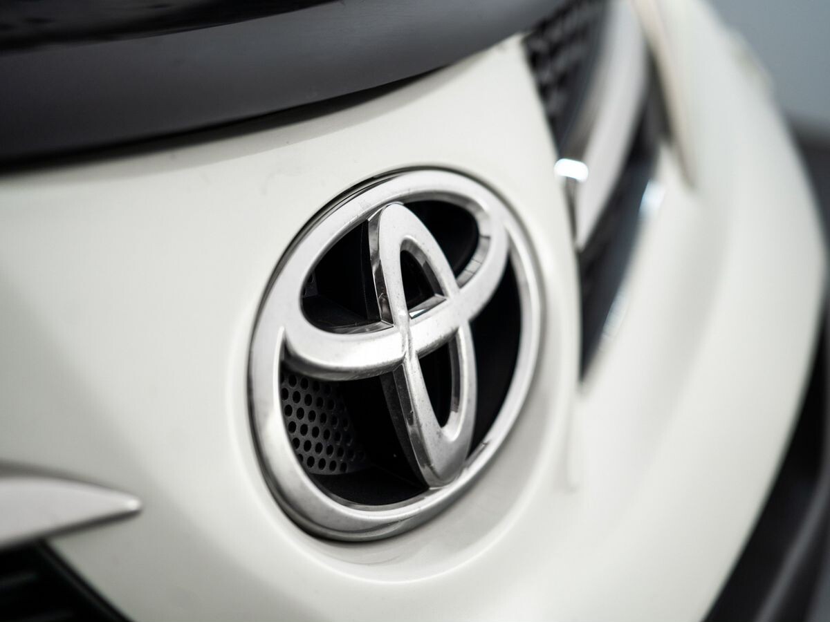 Toyota RAV4 2013 - фото автомобиля