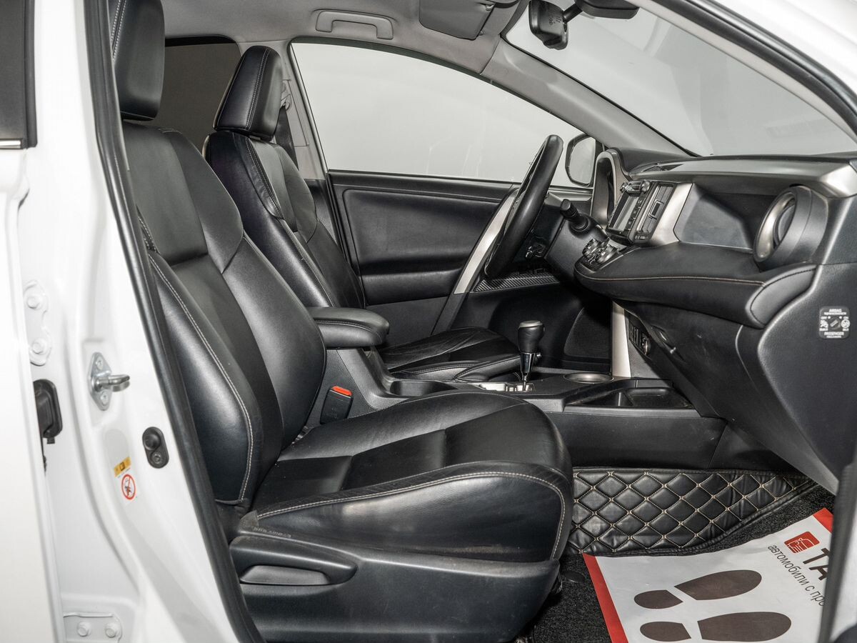 Toyota RAV4 2013 - фото автомобиля