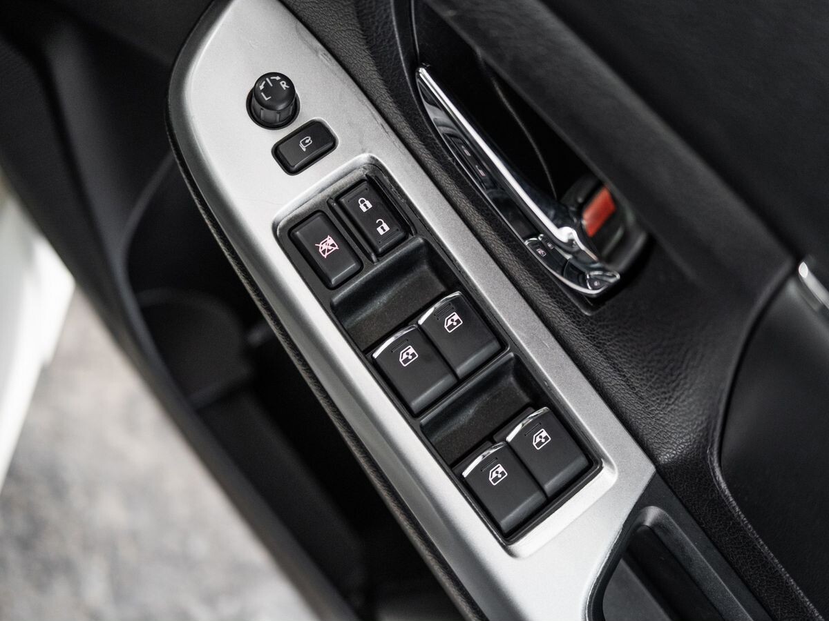 Subaru Levorg 2014 - фото автомобиля