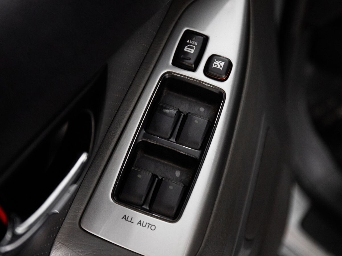 Toyota Land Cruiser Prado 2008 - фото автомобиля