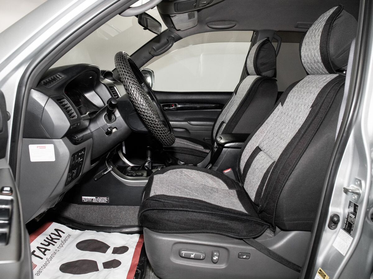 Toyota Land Cruiser Prado 2008 - фото автомобиля