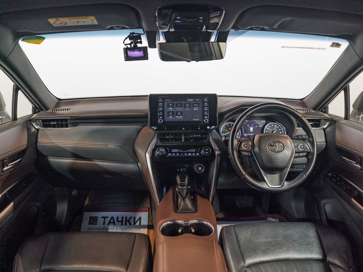 Toyota Harrier 2020 - фото автомобиля