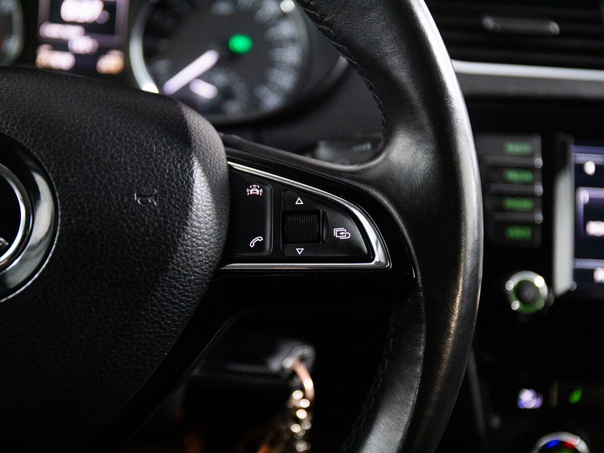 Skoda Octavia 2016 - фото автомобиля