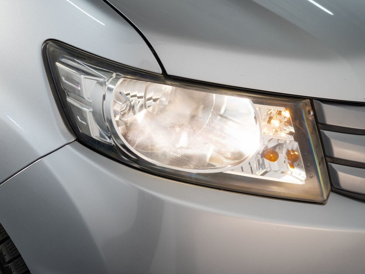 Honda Freed Spike 2012 - фото автомобиля