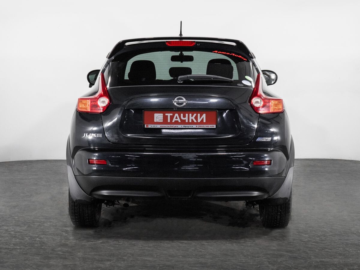 Nissan Juke 2010 - фото автомобиля