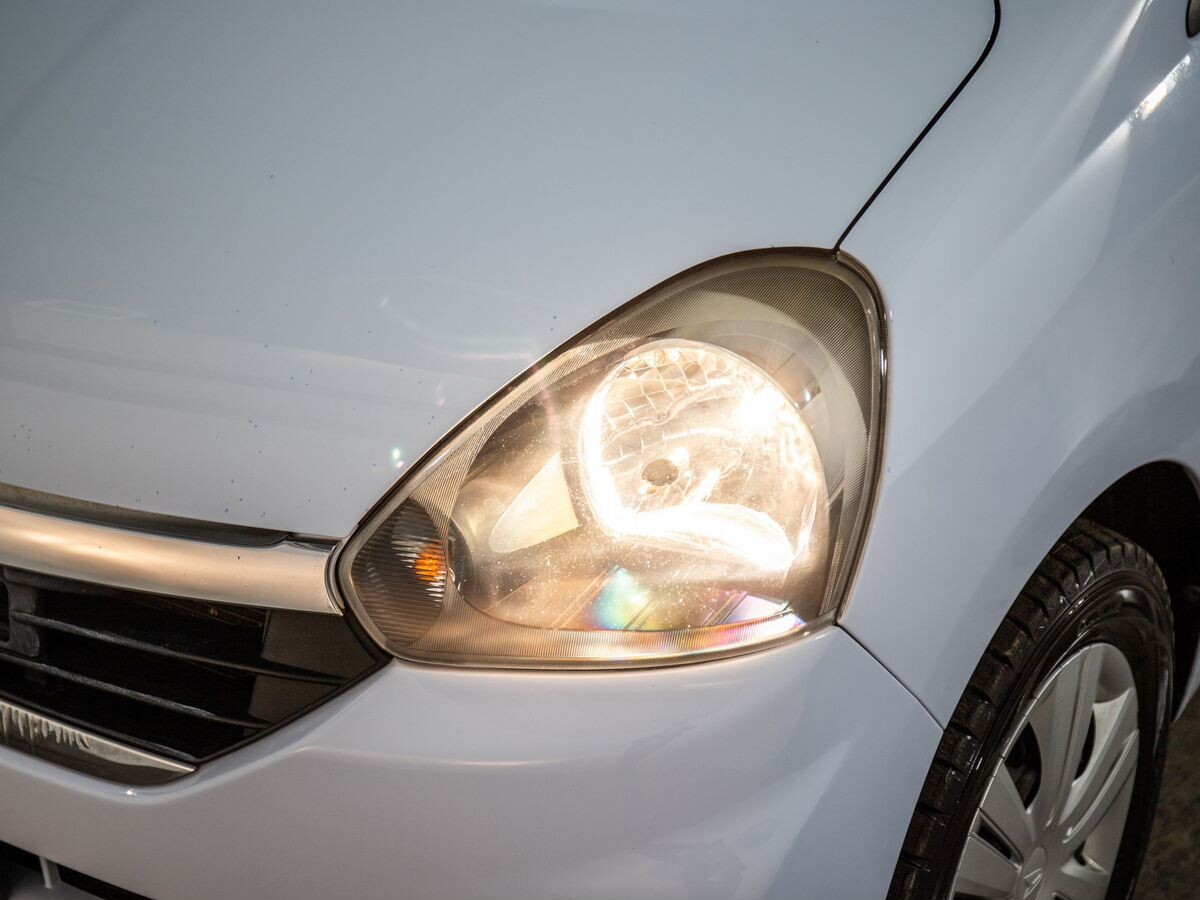 Daihatsu Mira e:S 2015 - фото автомобиля