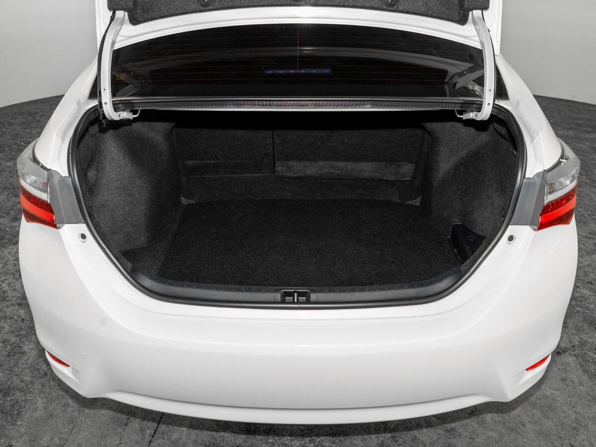 Toyota Corolla 2016 - фото автомобиля