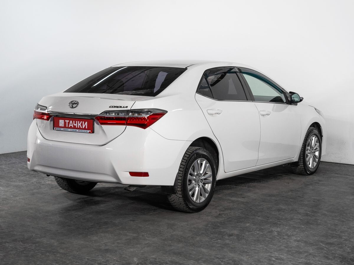 Toyota Corolla 2016 - фото автомобиля