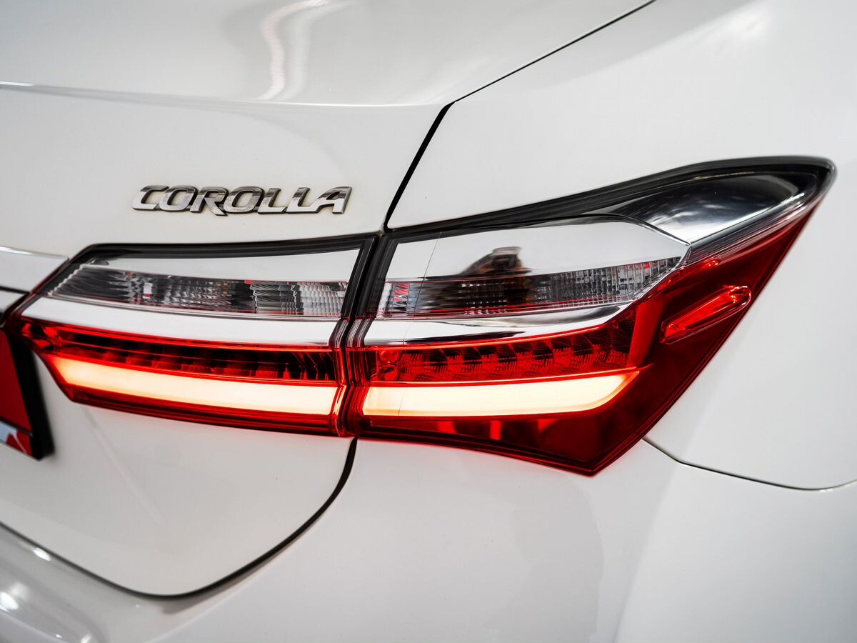 Toyota Corolla 2016 - фото автомобиля