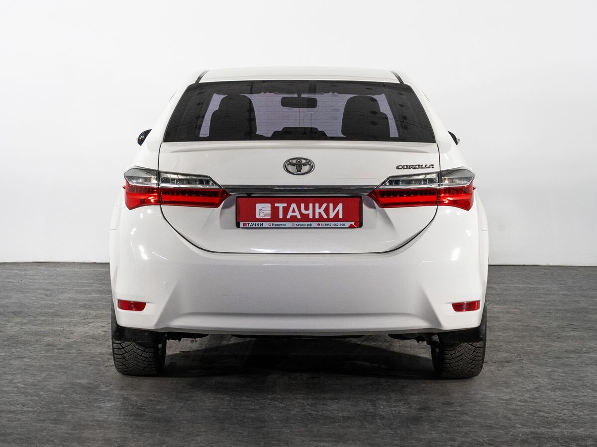 Toyota Corolla 2016 - фото автомобиля
