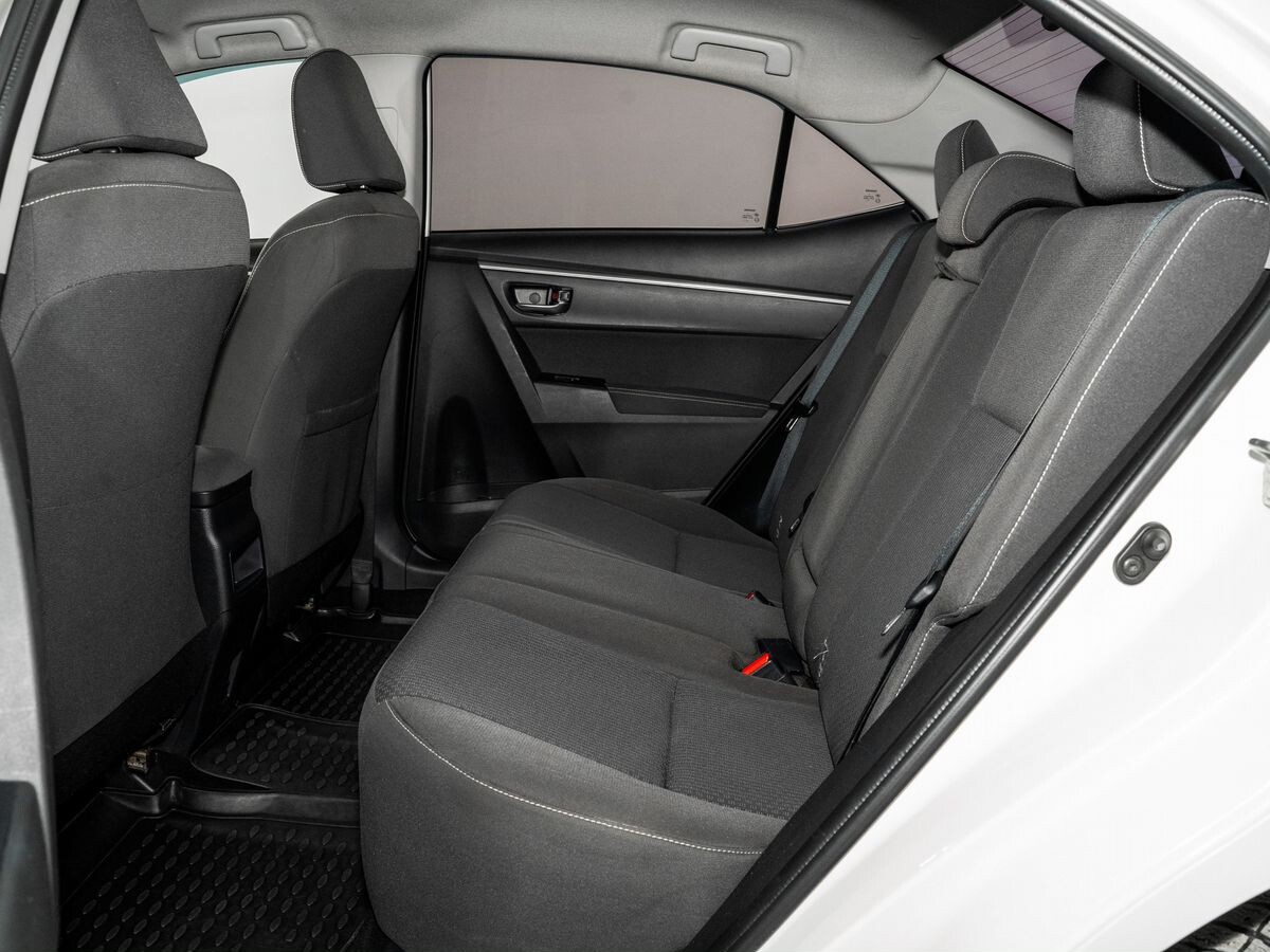 Toyota Corolla 2016 - фото автомобиля