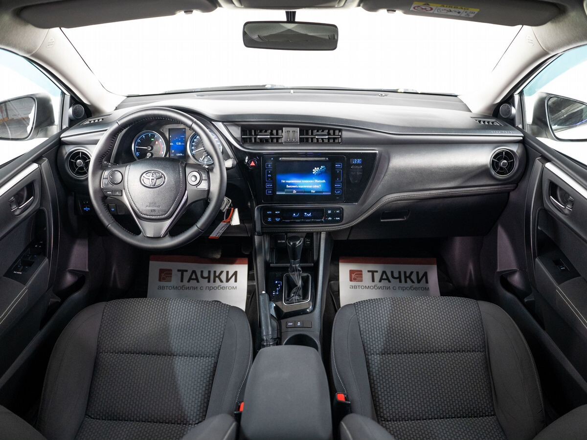 Toyota Corolla 2016 - фото автомобиля