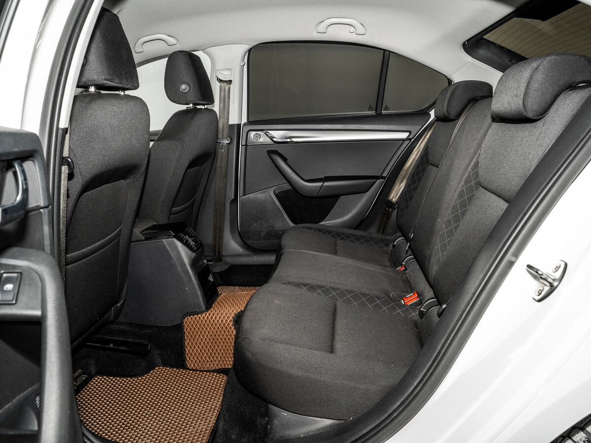 Skoda Octavia 2020 - фото автомобиля