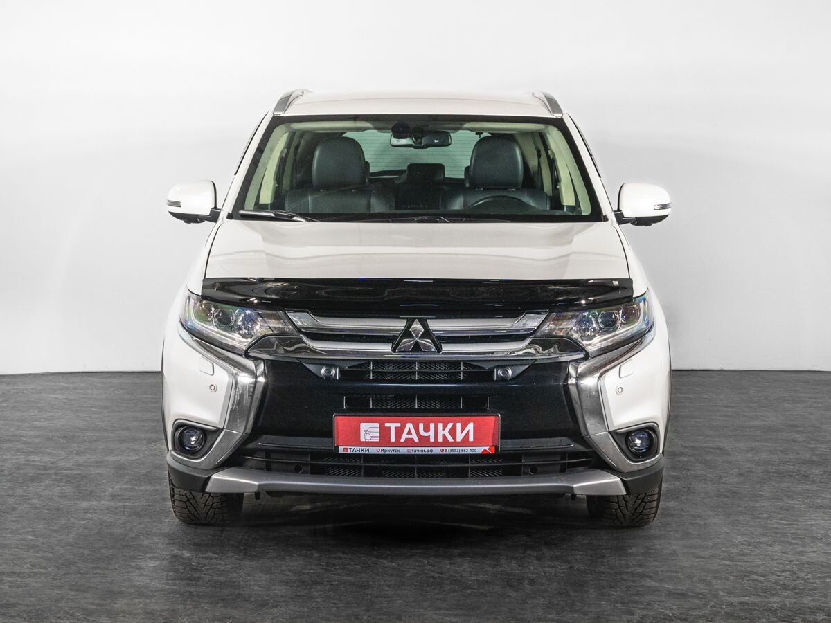 Mitsubishi Outlander 2017 - фото автомобиля