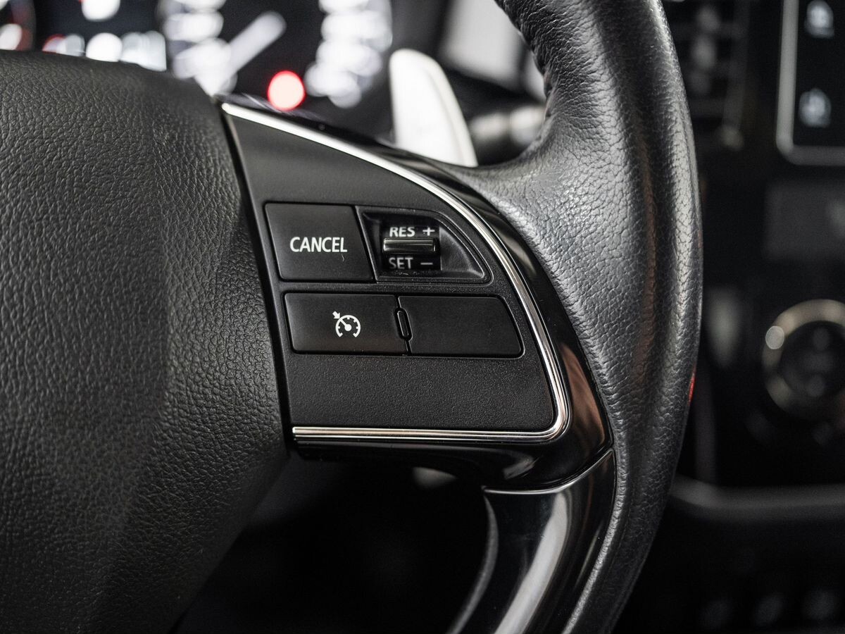 Mitsubishi Outlander 2017 - фото автомобиля