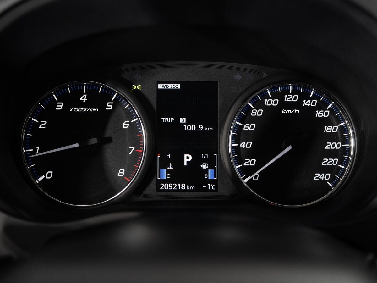 Mitsubishi Outlander 2017 - фото автомобиля