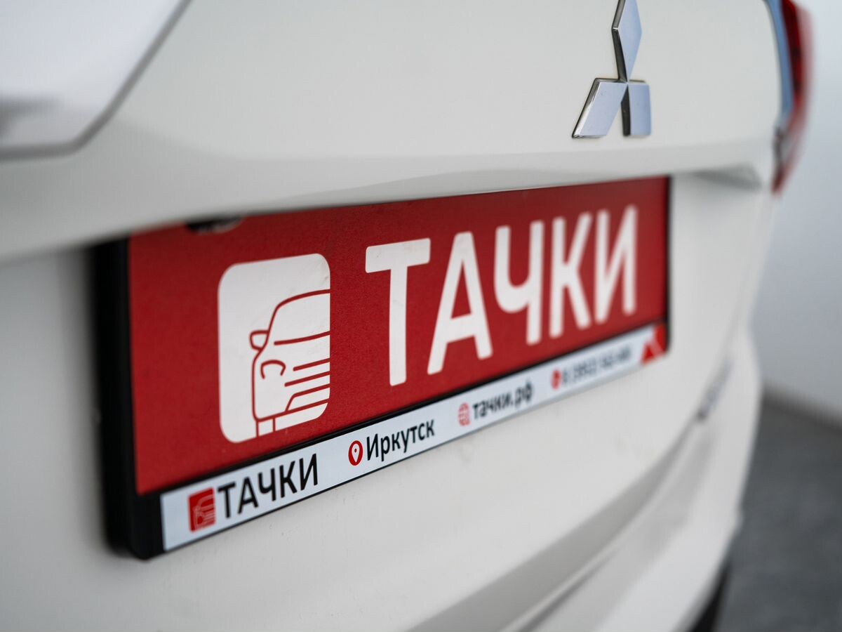 Mitsubishi Outlander 2017 - фото автомобиля