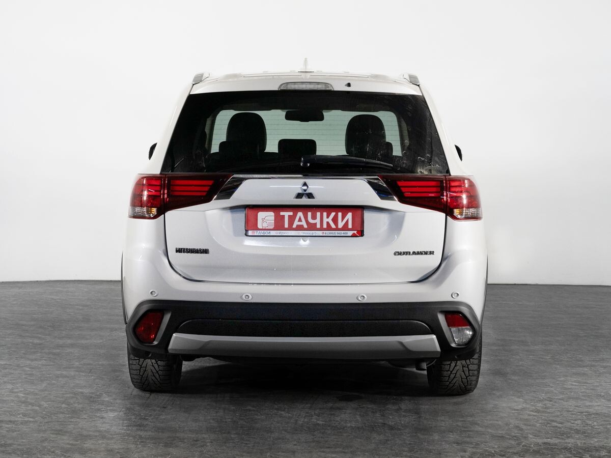 Mitsubishi Outlander 2017 - фото автомобиля