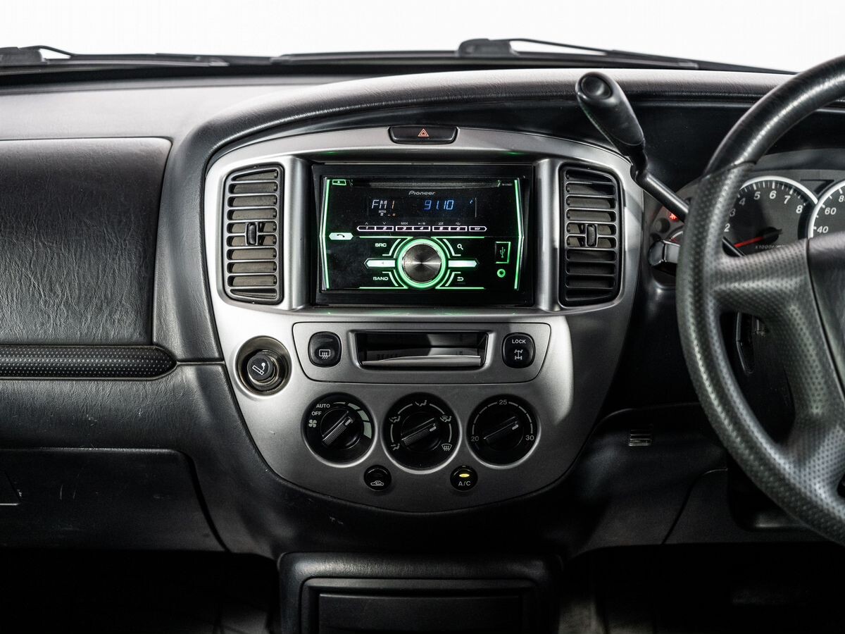 Mazda Tribute 2002 - фото автомобиля