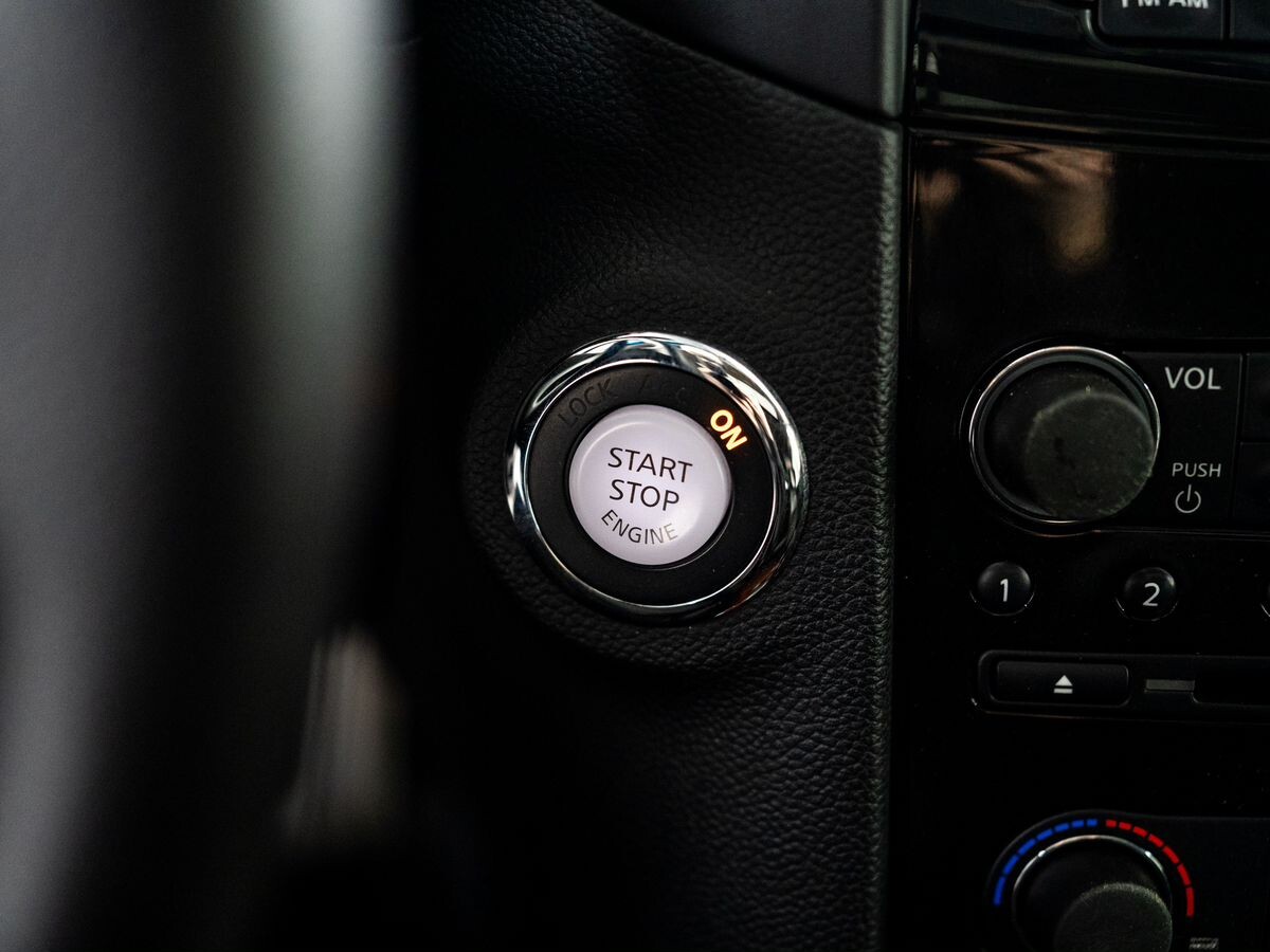 Infiniti QX70 2013 - фото автомобиля