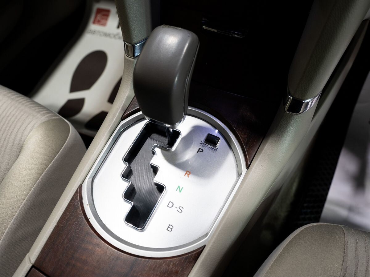 Toyota Premio 2012 - фото автомобиля