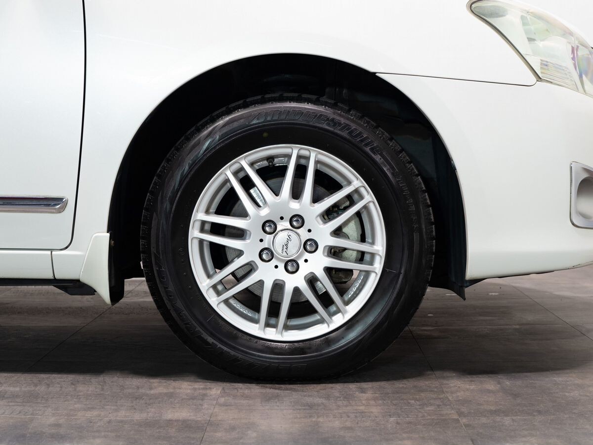 Toyota Premio 2012 - фото автомобиля