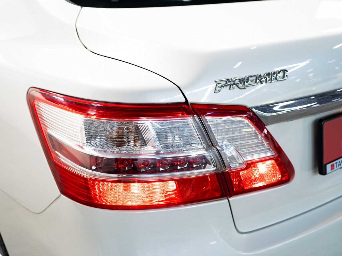 Toyota Premio 2012 - фото автомобиля