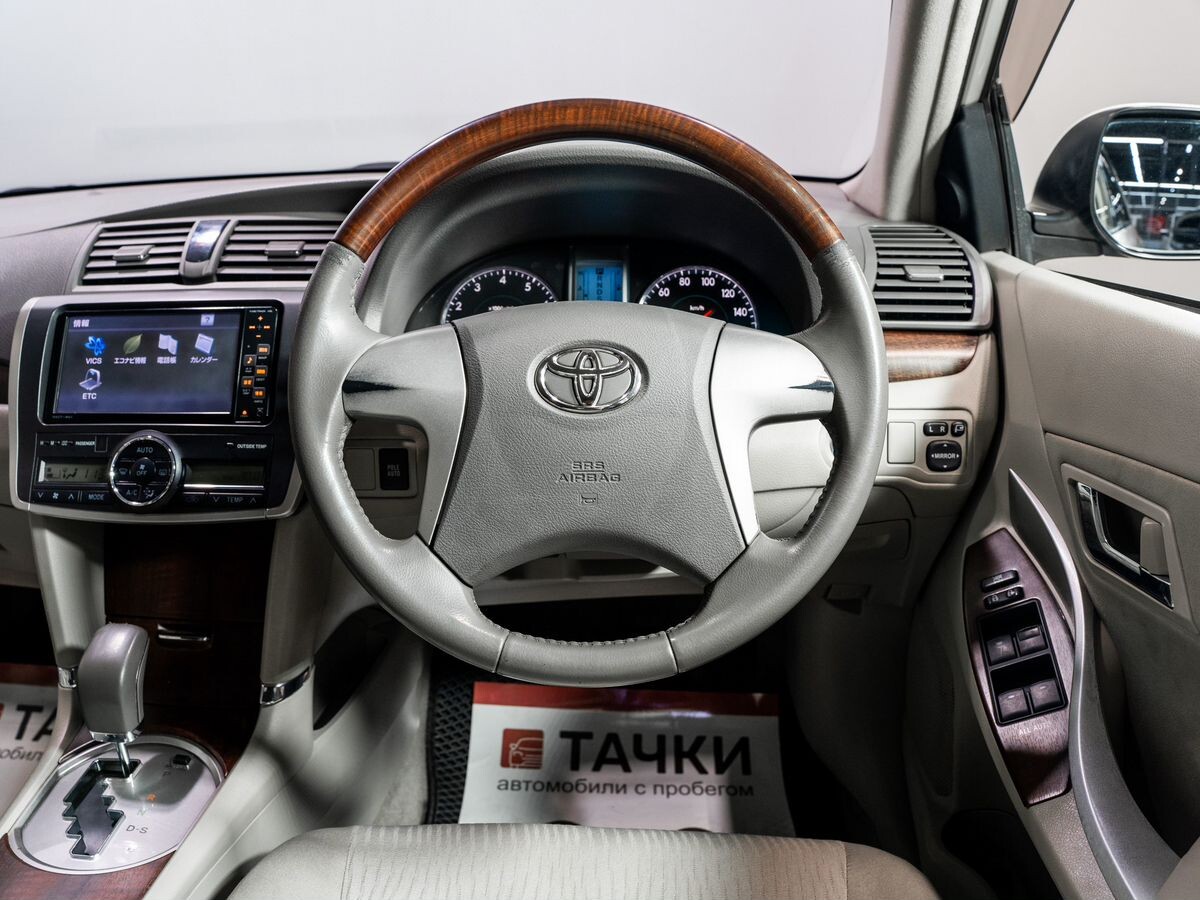 Toyota Premio 2012 - фото автомобиля