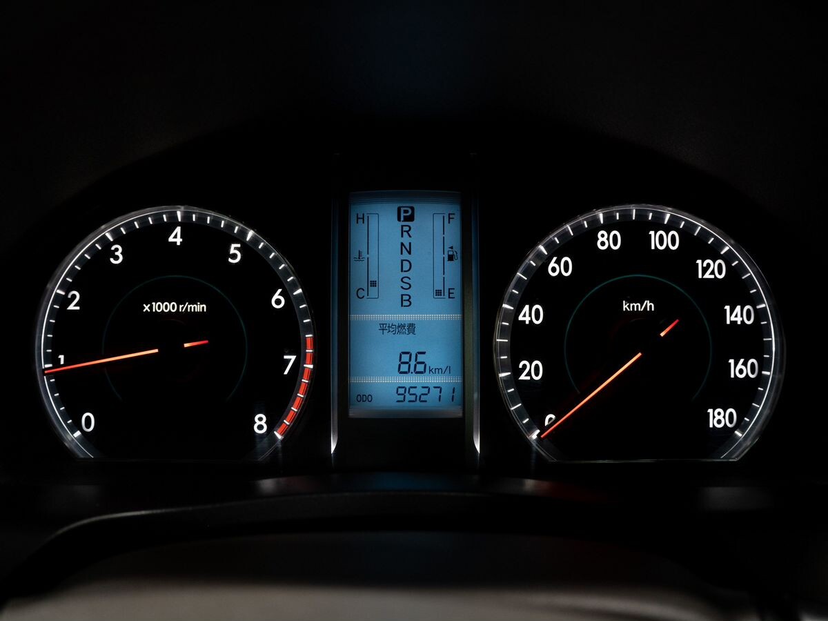 Toyota Premio 2012 - фото автомобиля