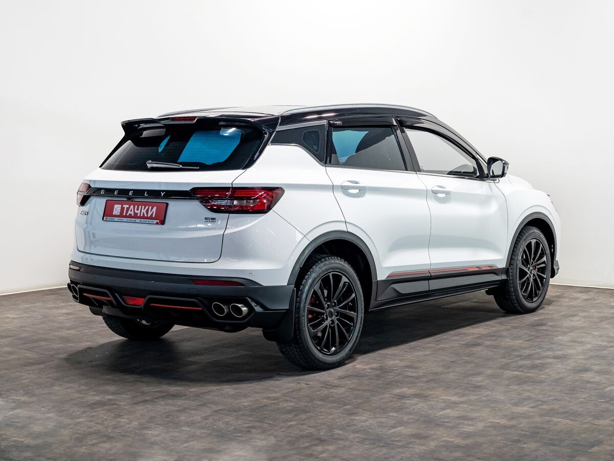 Geely Coolray 2022 - фото автомобиля