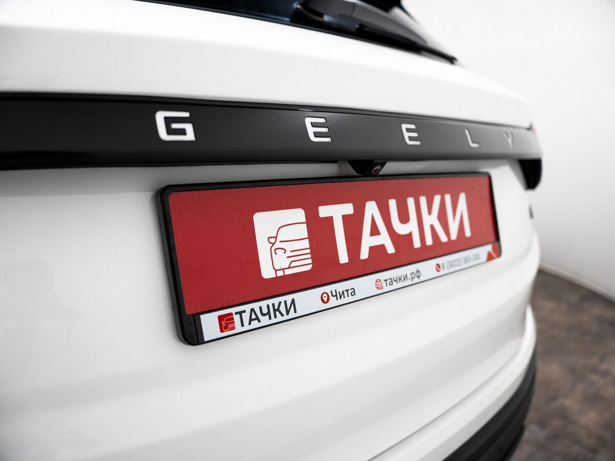 Geely Coolray 2022 - фото автомобиля