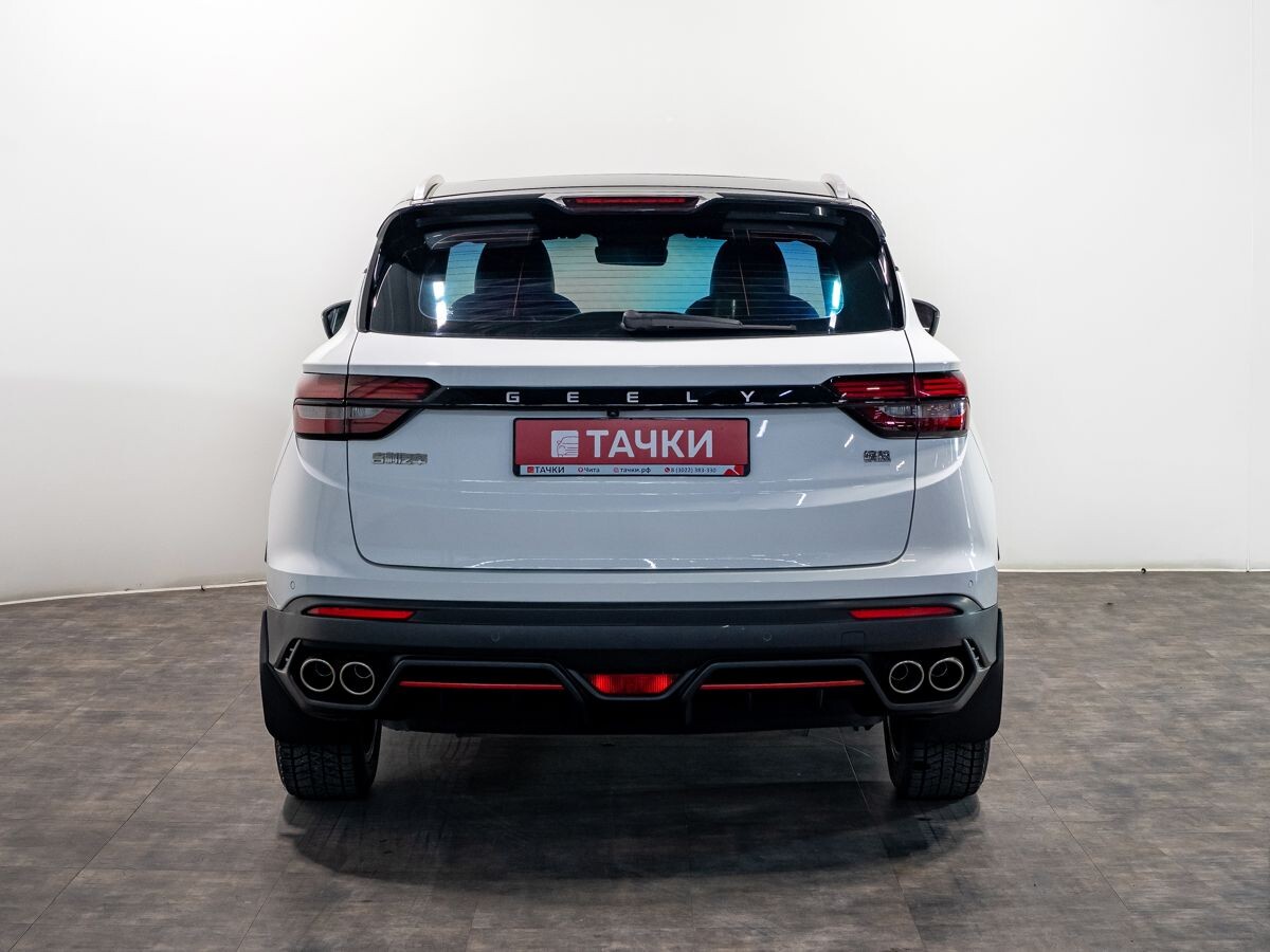 Geely Coolray 2022 - фото автомобиля