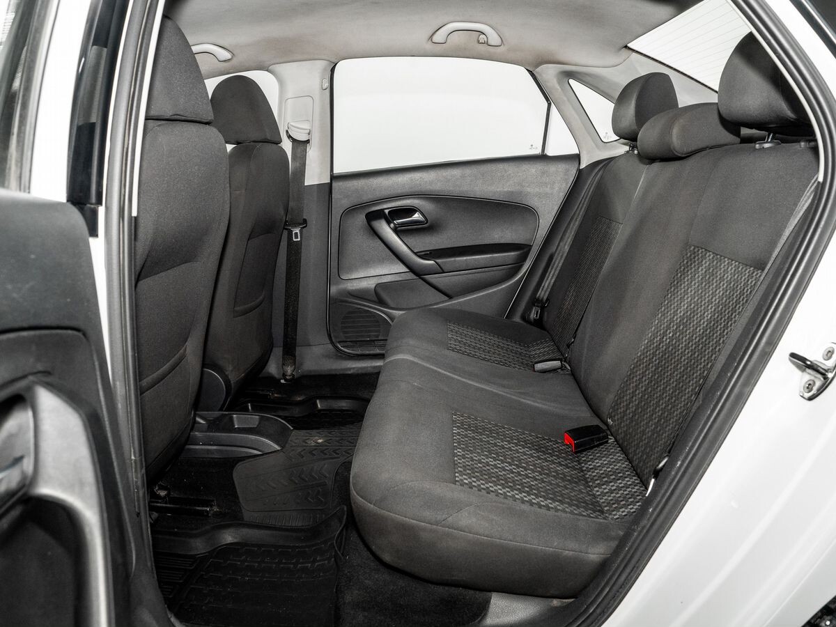 Volkswagen Polo 2019 - фото автомобиля