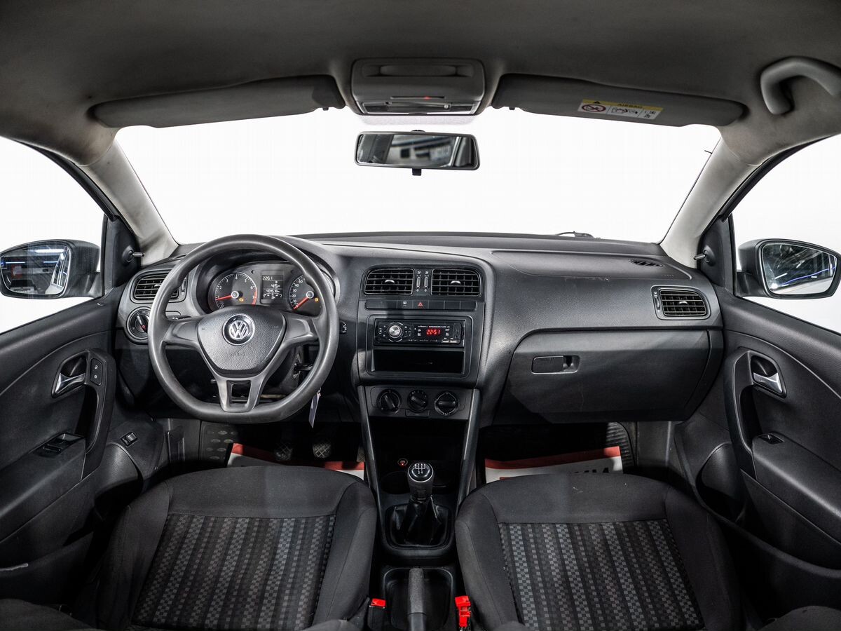 Volkswagen Polo 2019 - фото автомобиля