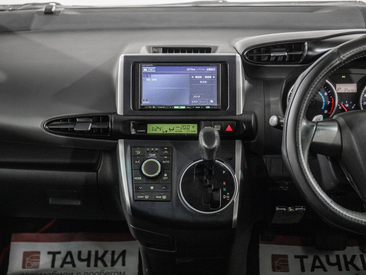 Toyota Wish 2009 - фото автомобиля