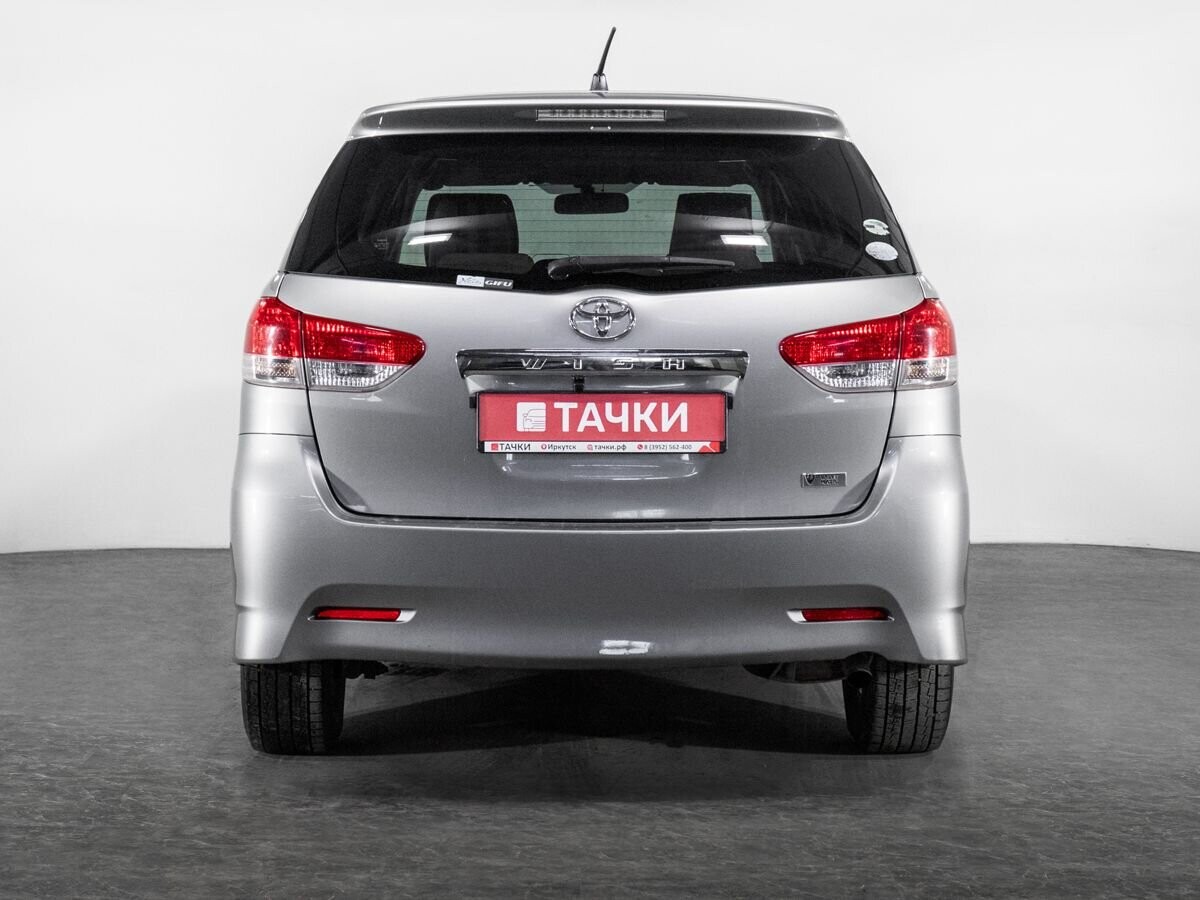 Toyota Wish 2009 - фото автомобиля