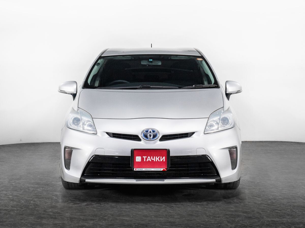 Toyota Prius 2012 - фото автомобиля