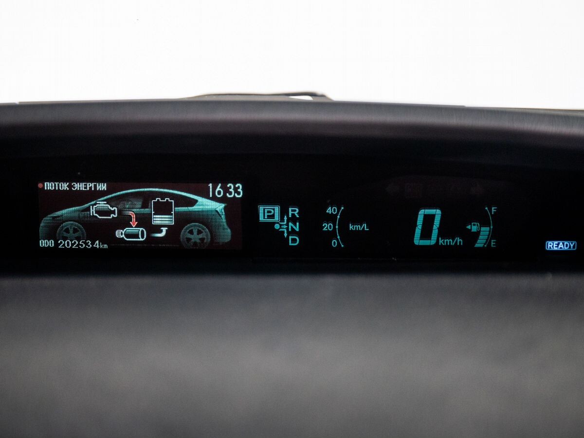 Toyota Prius 2012 - фото автомобиля