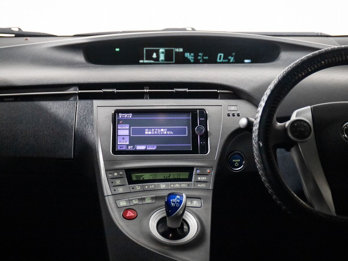 Toyota Prius 2012 - фото автомобиля