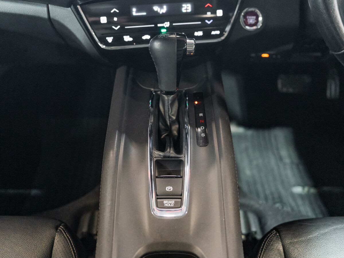 Honda Vezel 2014 - фото автомобиля