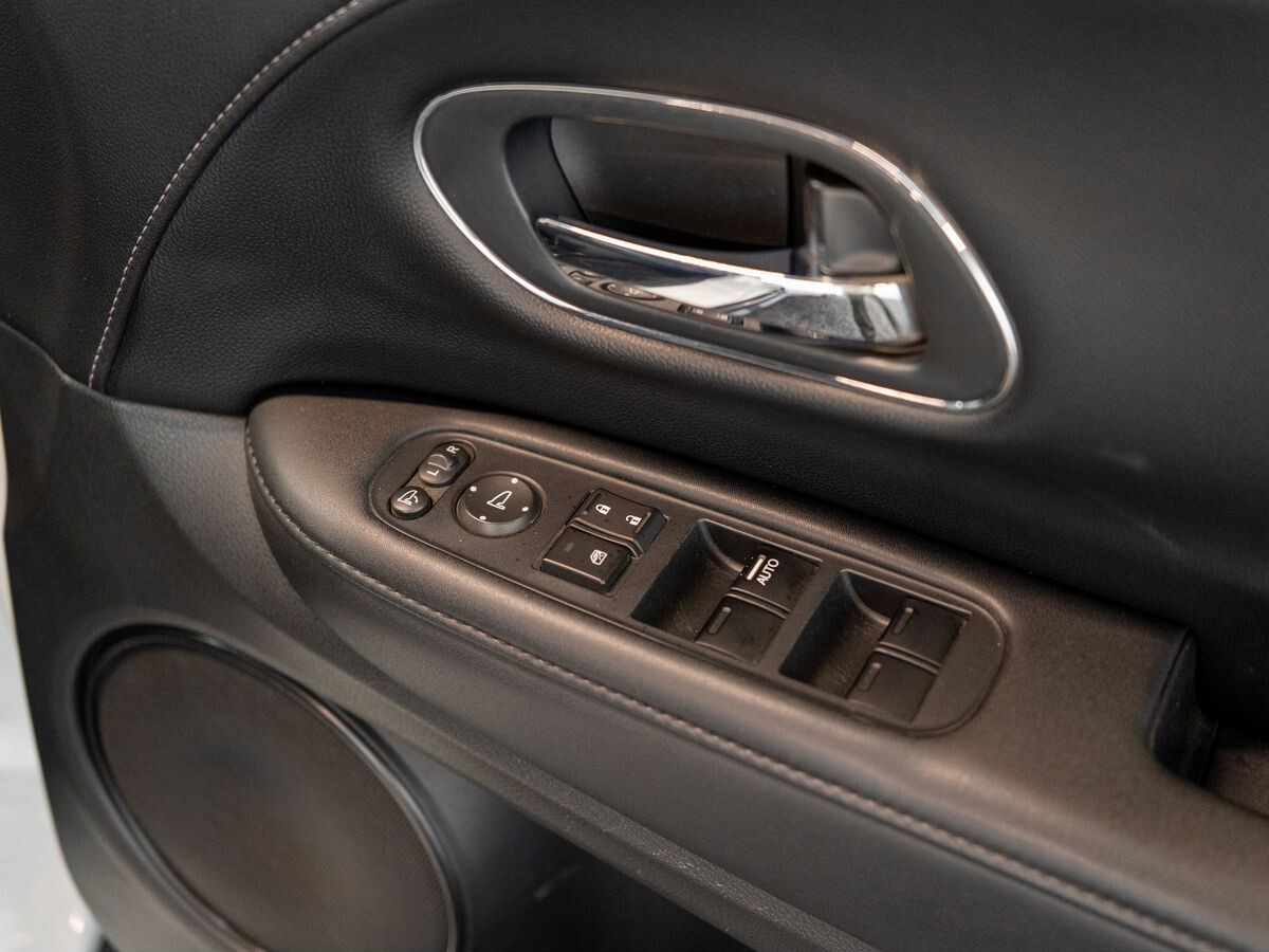 Honda Vezel 2014 - фото автомобиля