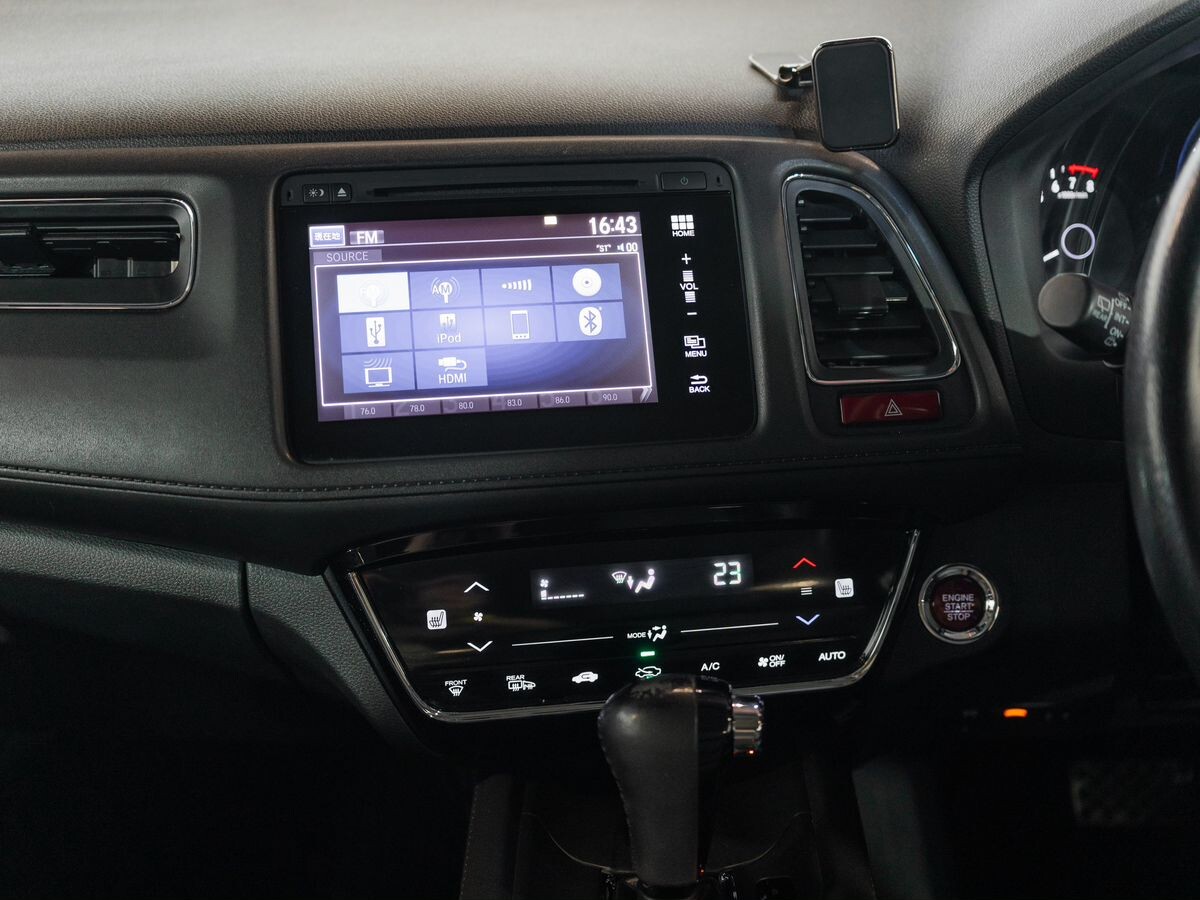 Honda Vezel 2014 - фото автомобиля