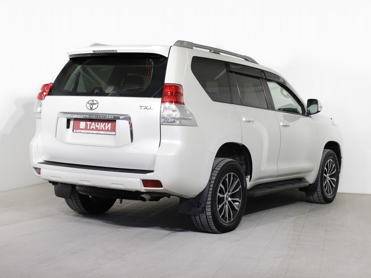 Toyota Land Cruiser Prado 2013 - фото автомобиля