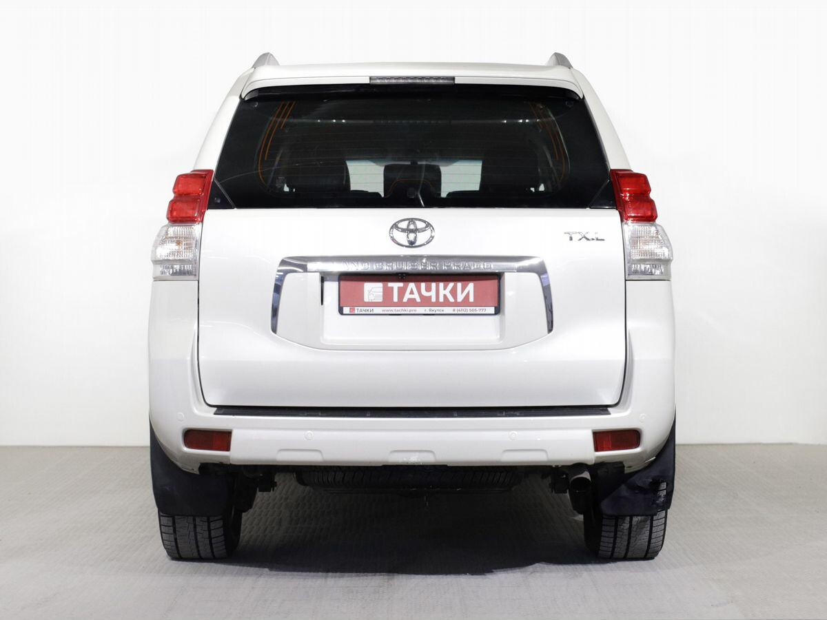 Toyota Land Cruiser Prado 2013 - фото автомобиля