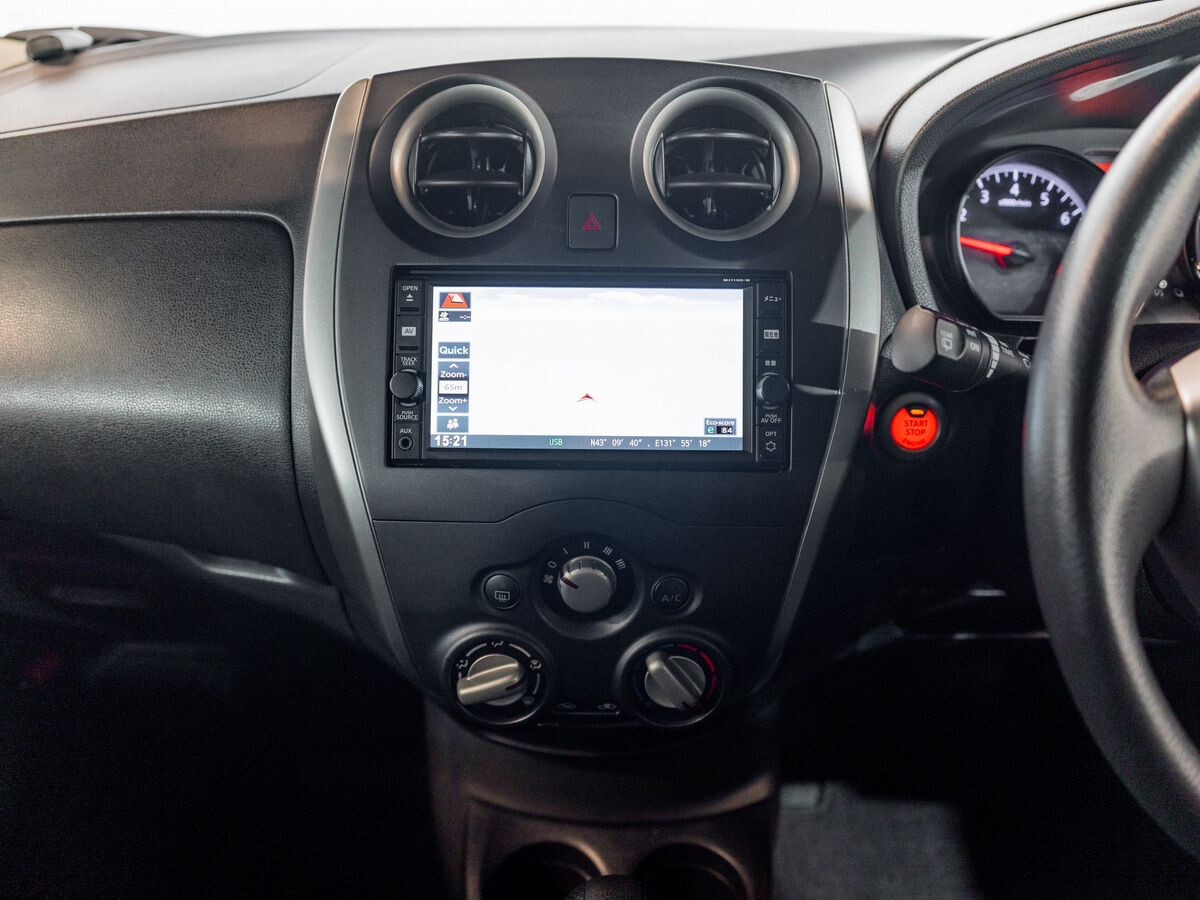 Nissan Note 2016 - фото автомобиля