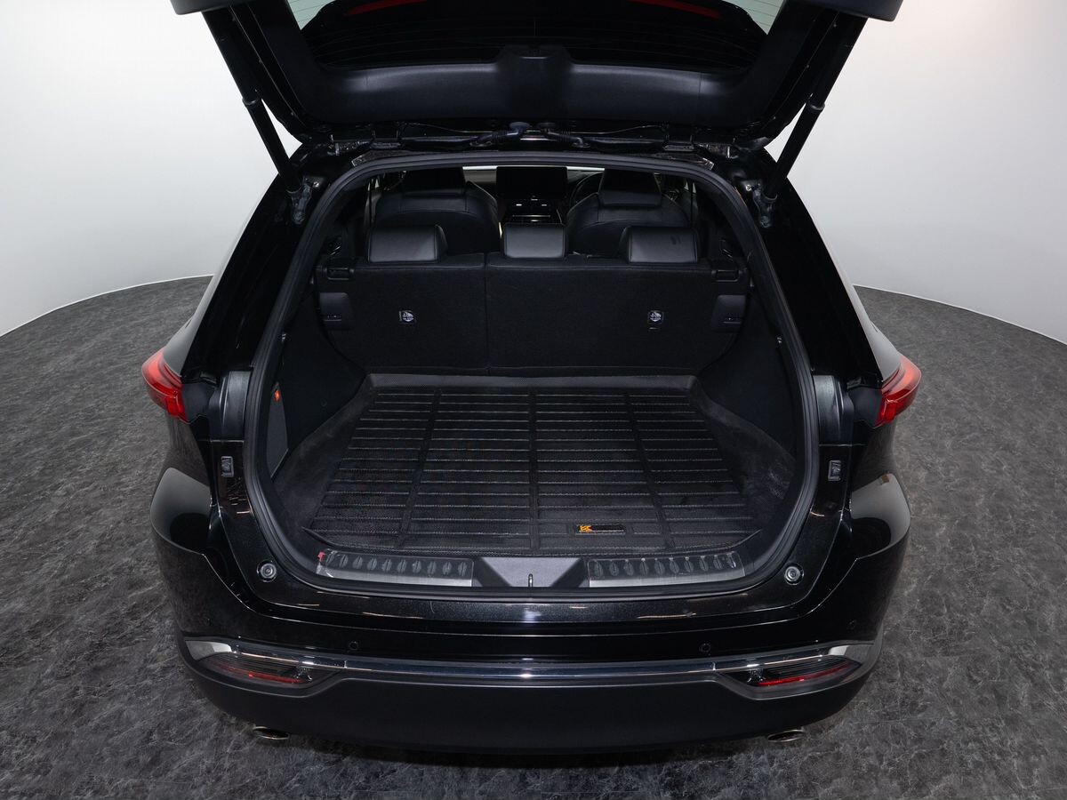 Toyota Harrier 2020 - фото автомобиля